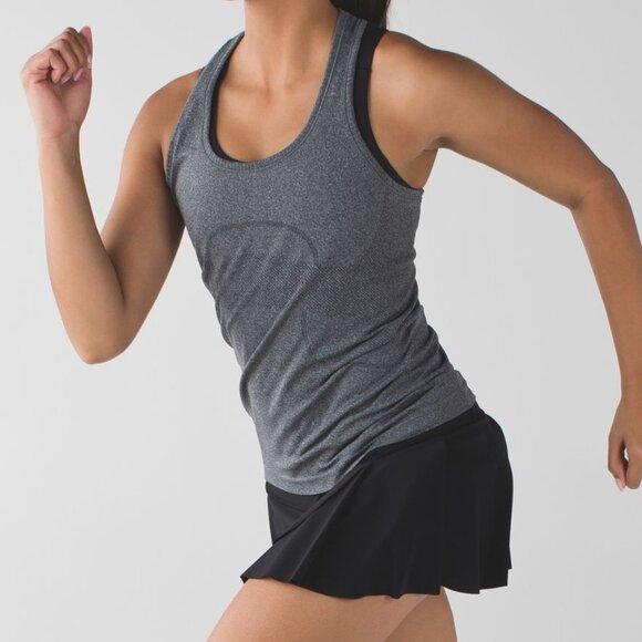 NEW Lululemon Hit Your Stride Skirt Black size 4 - Picture 1 of 7